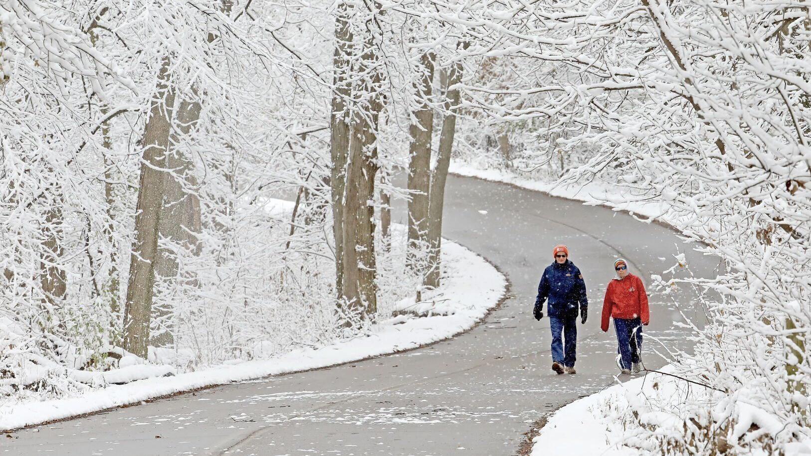 Hugs, a humming economy and help from neighbors should make Wisconsin thankful